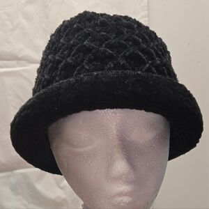 L.L. Bean Black Textured Women's Hat